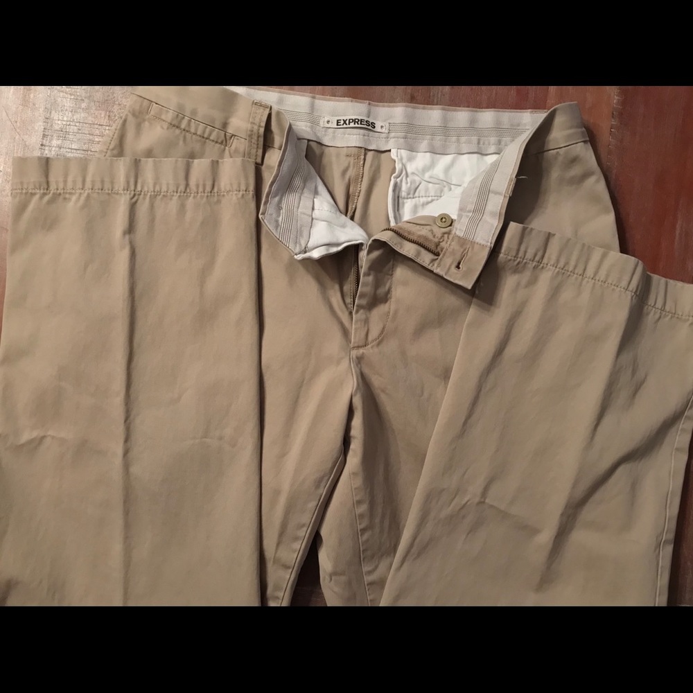 Men’s Express Khaki Pants 36 x 32